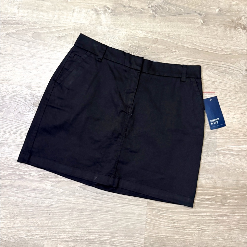 •CROWN & IVY• BLACK SKIRT